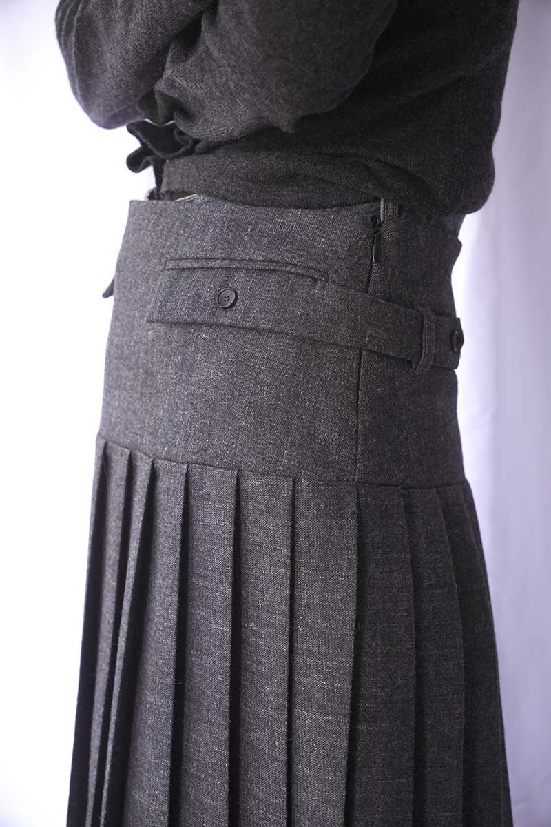 PLUGIN MIDI PLEAT SKIRT / GREY