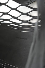 画像をギャラリービューアに読み込む, PICCOLA CUT BAG / SHIFTING INK GRITTY BULL HIDE
