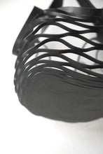 画像をギャラリービューアに読み込む, PICCOLA CUT BAG / SHIFTING INK GRITTY BULL HIDE