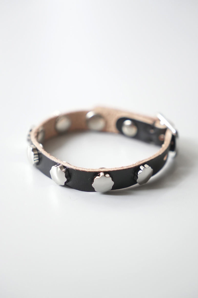 FLOWER BRACELET / DEEP BLACK LEATHER