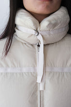 Load image into Gallery viewer, LILIAN DOWN JACKET / LIGHT BEIGE [20%OFF]