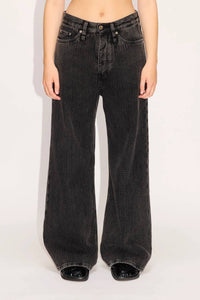 SKID JEANS / LT GREY STONE [Restocking soon]