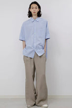 Load image into Gallery viewer, BROAD SHORT SLEEVE CUFFS SHIRTS / SAX STRIPE