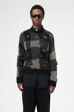 Load image into Gallery viewer, SONAR ROUNDNECK / BLACK DESTRUCTIVE GINGHAM