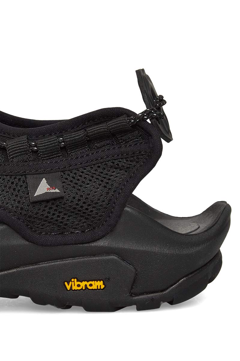 ARPY WEAVED SANDALS / BLACK