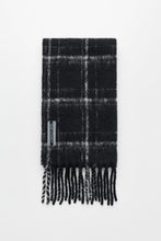 Load image into Gallery viewer, ESTATE SCARF / BLACK FUZZY ALPACA CHECK