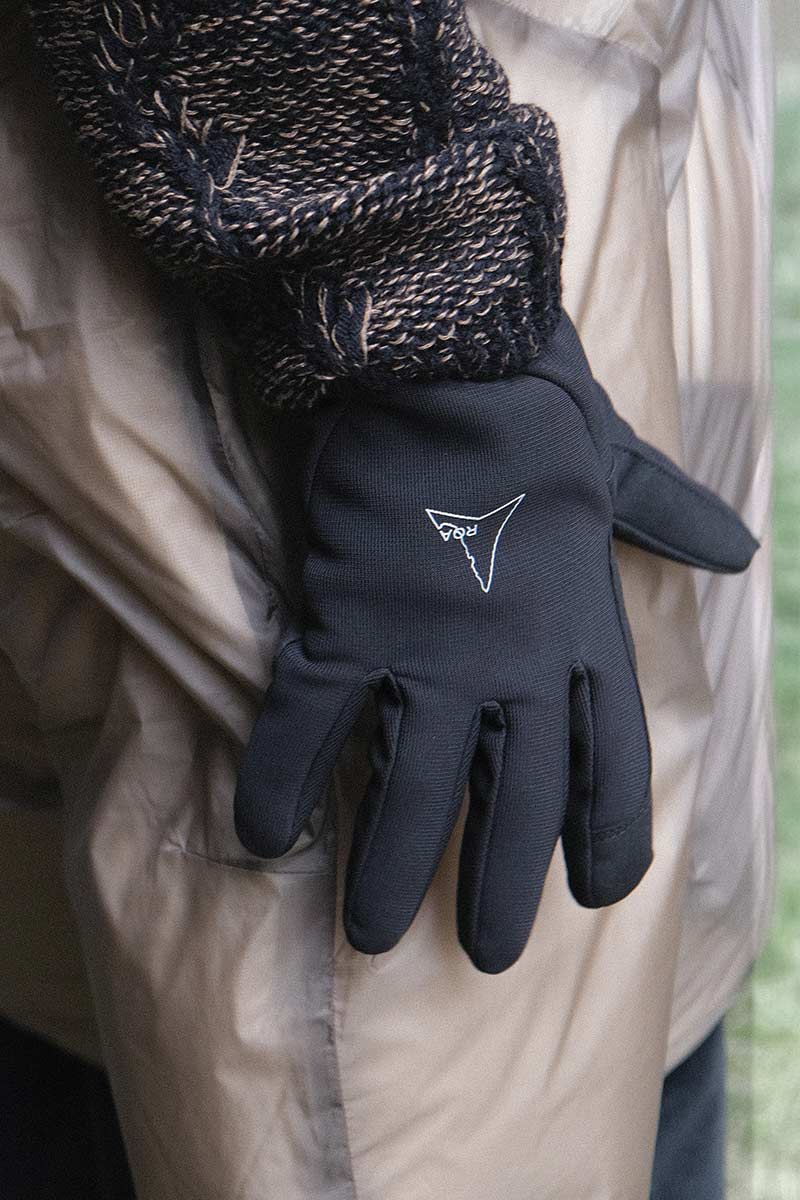 GLOVES / BLACK