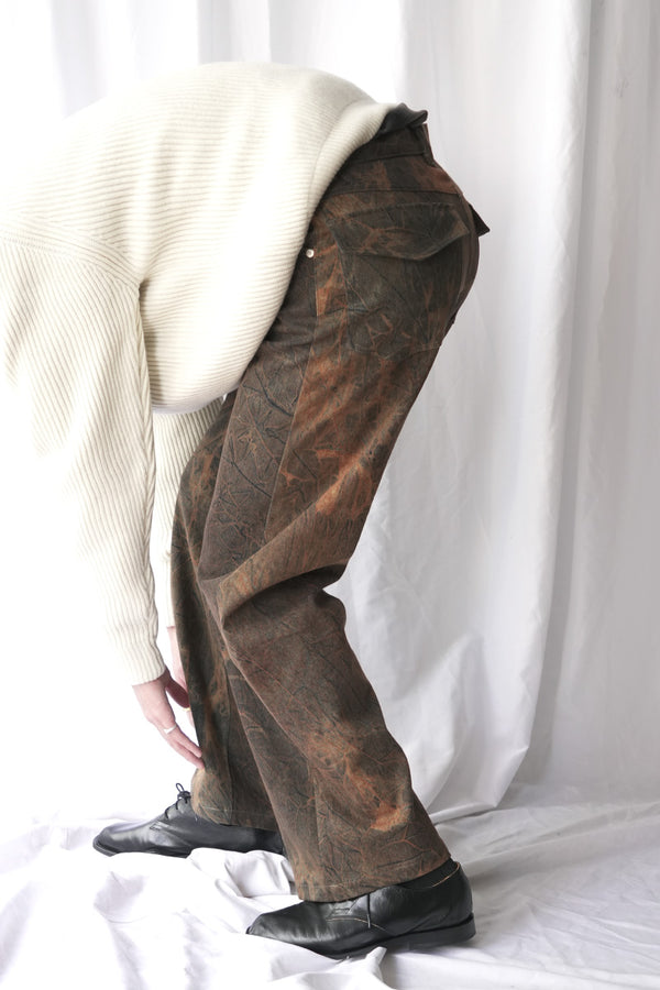OVER-DYE RELAXED CUT  / MUTED NEUTERALS