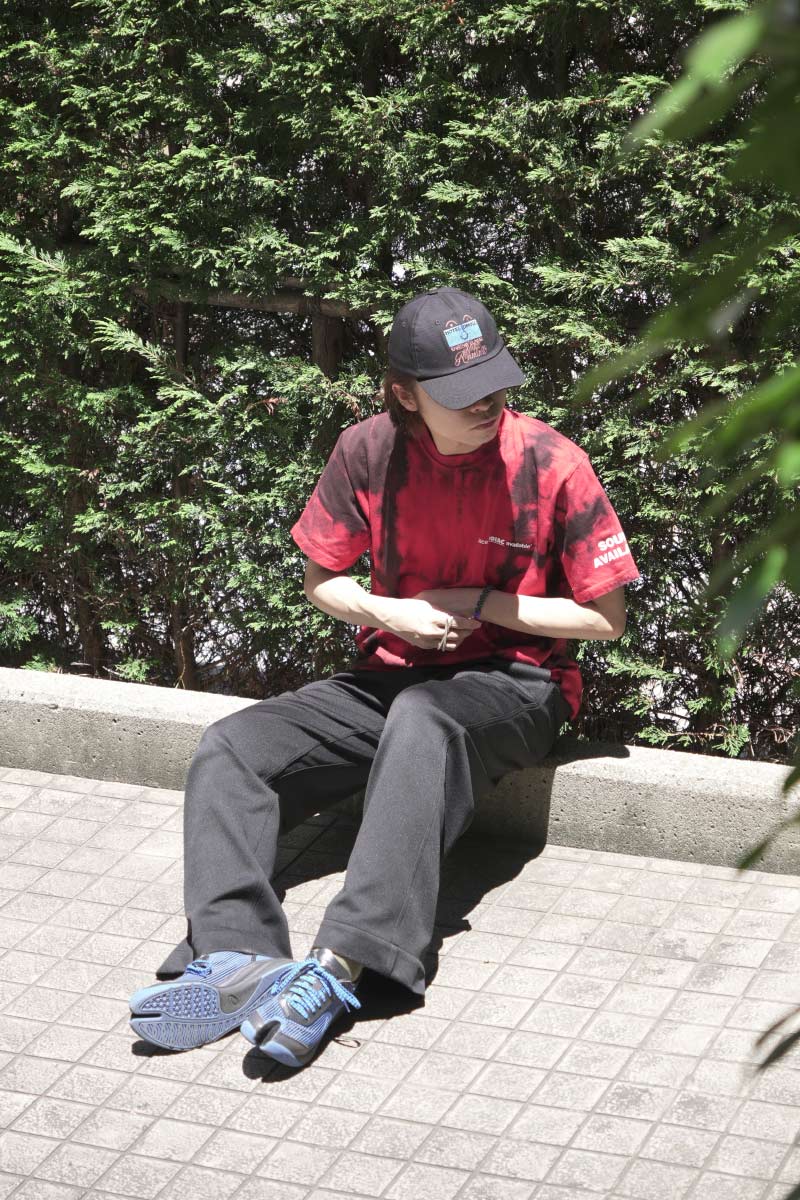 SPACE AVAILABLE×ZODIAC | LISTEN T-SHIRT / RED