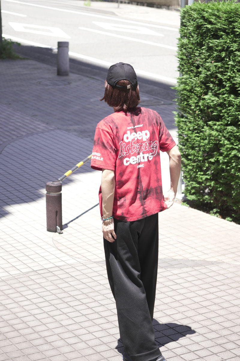 SPACE AVAILABLE×ZODIAC | LISTEN T-SHIRT / RED