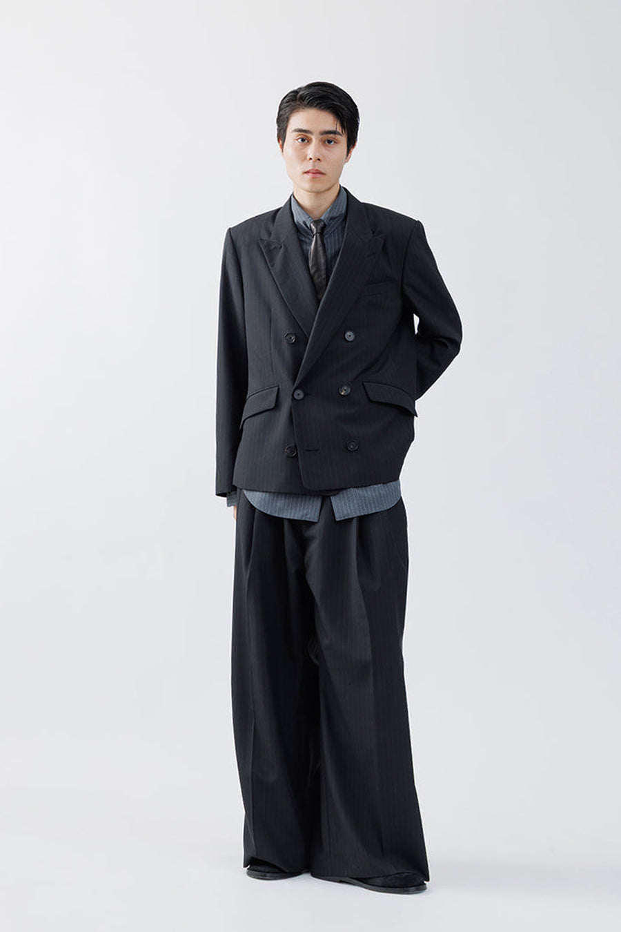 STRIPE WOOL 3TUCK BAGGY TROUSERS .16 / BLACK ST