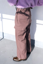 Load image into Gallery viewer, HEAVY WOOL GABARDINE GURKHA CARGO PANTS .11 / ROSE GREY