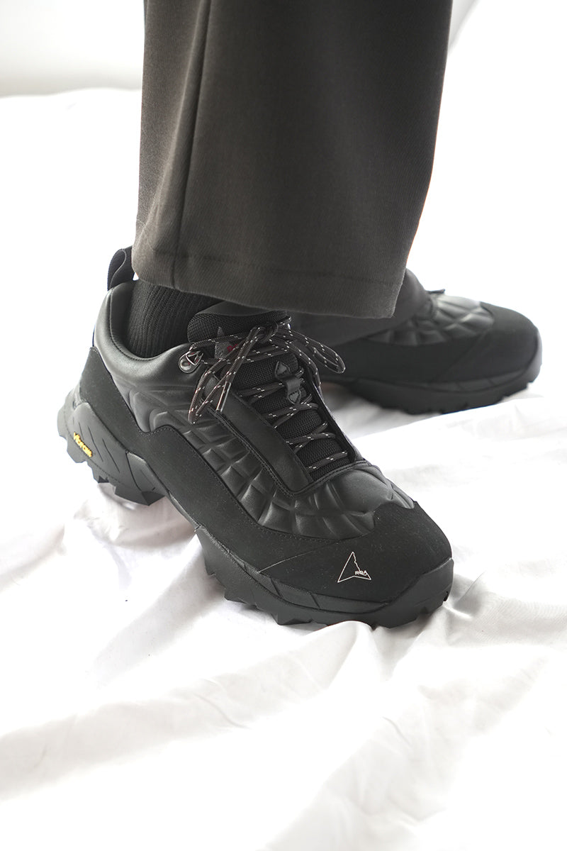 KATHARINA SKELETAL HIKING SHOES / BLACK