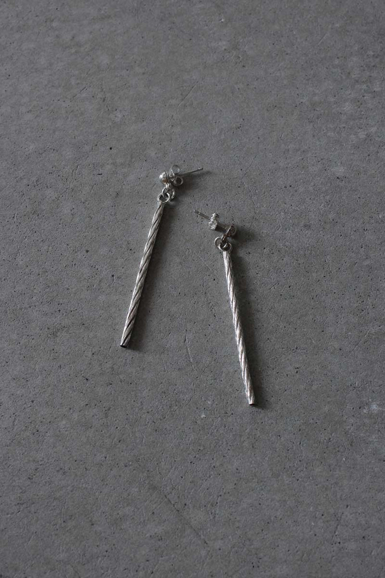 925 SILVER EARRINGS / SILVER