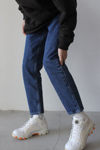 Load image into Gallery viewer, BEN DENIM PANTS/ STONE BLUE [50%OFF]