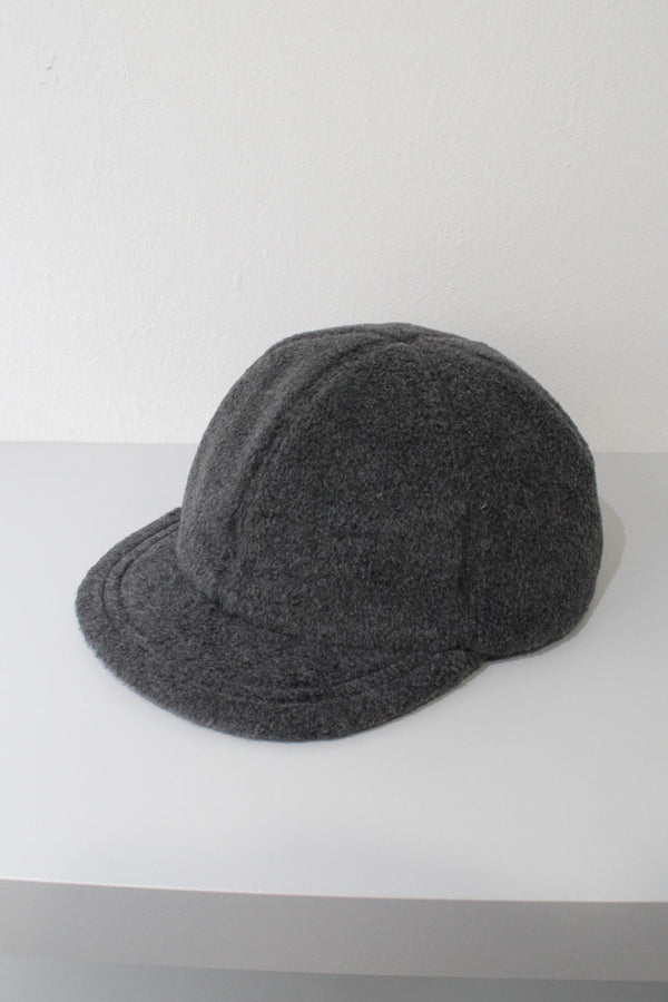 FLEECE LITTLE BRIM CAP / CHARCOAL 