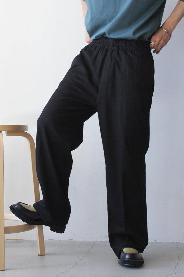 WIND ELASTIC TROUSER / BLACK SOFT TWILL [30% 할인]