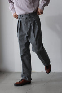 【2024新作】NEAT Bleach wash denim tapered パンツ