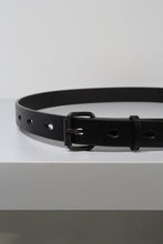 Load image into Gallery viewer, COMES LEATHER BELT / BLACK/BLACK