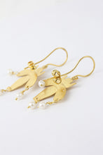 Load image into Gallery viewer, VUELO EARRINGS / GOLD PLATED SILVER