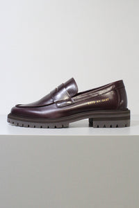 LOAFER WITH LUG SOLE 2379 / OXBLOOD 3497 [20%OFF]