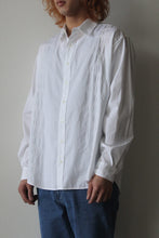 Load image into Gallery viewer, NON-BINARY MOTION STITCH SHIRT / WHITE [20%OFF]