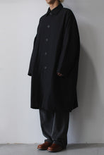 Load image into Gallery viewer, BIG BLOBBY COAT - WVLIN / BLACK