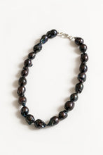 Load image into Gallery viewer, SUKI BLACK PEARL NECKLACE / STERLING SILVER