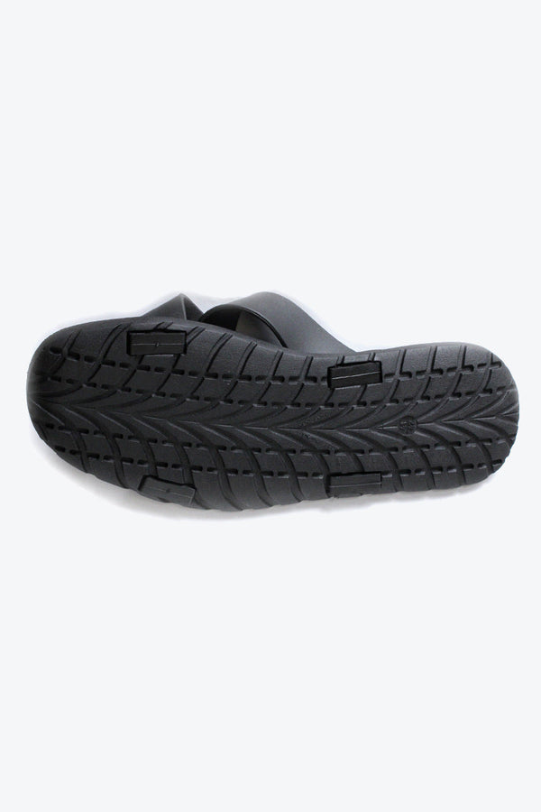 CROSS PVC SANDALS / BLACK