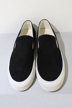 Load image into Gallery viewer, SLIP ON IN SUEDE 5215 / BLACK 7547
