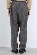 Load image into Gallery viewer, ALVA WOOL CHECK SKATE TROUSERS / BROWN [50%OFF]