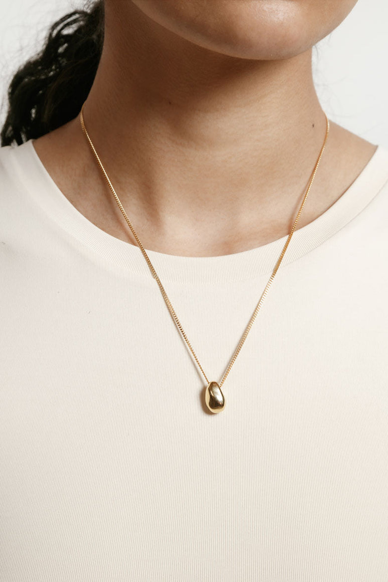 MOE NECKLACE / 14K GOLD PLATED BRONZE