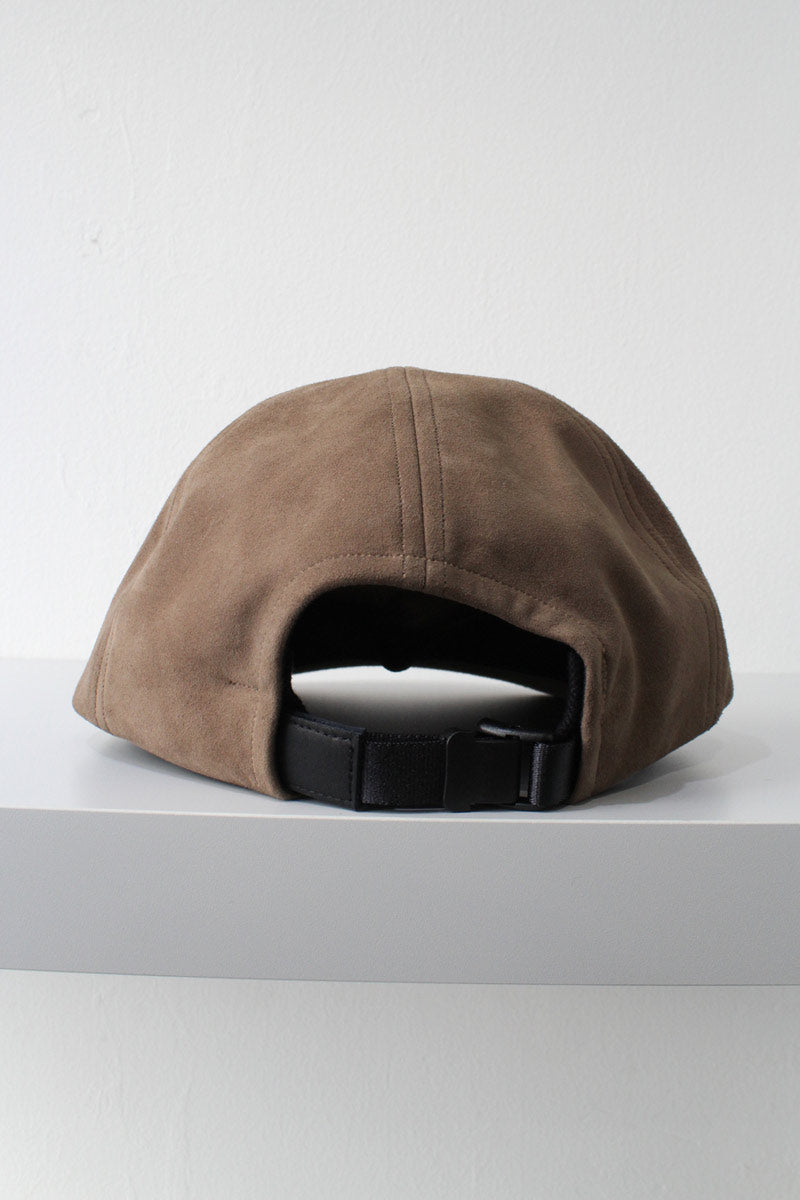 COMESANDGOES | SHEEP SUEDE CAP / LIGHT BROWN スエード レザー