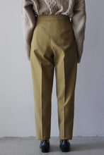 Load image into Gallery viewer, POSE TROUSERS / DIJON YELLOW [30%OFF]