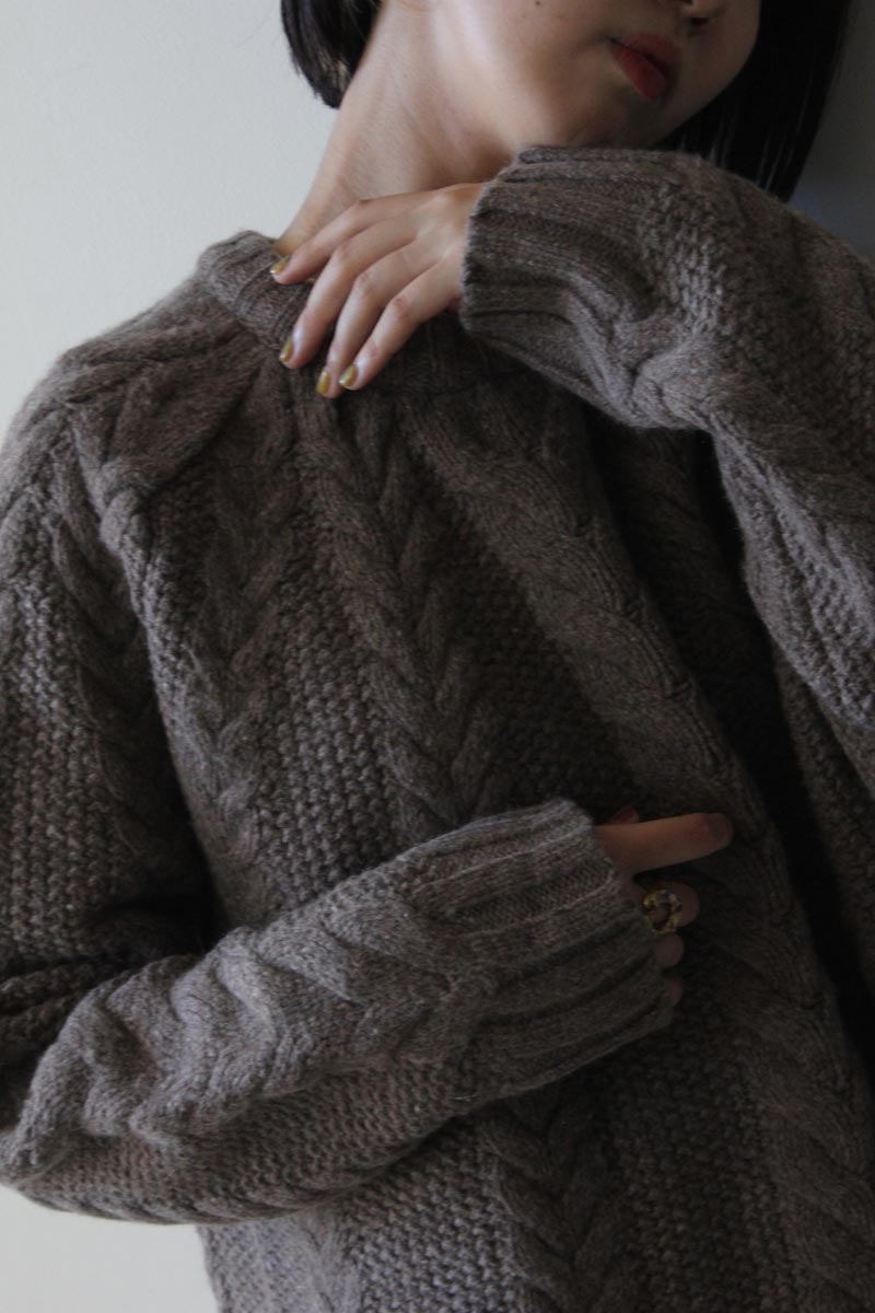 CABLE SWEATER / DK BEIGE MEL WOOL [60%OFF]