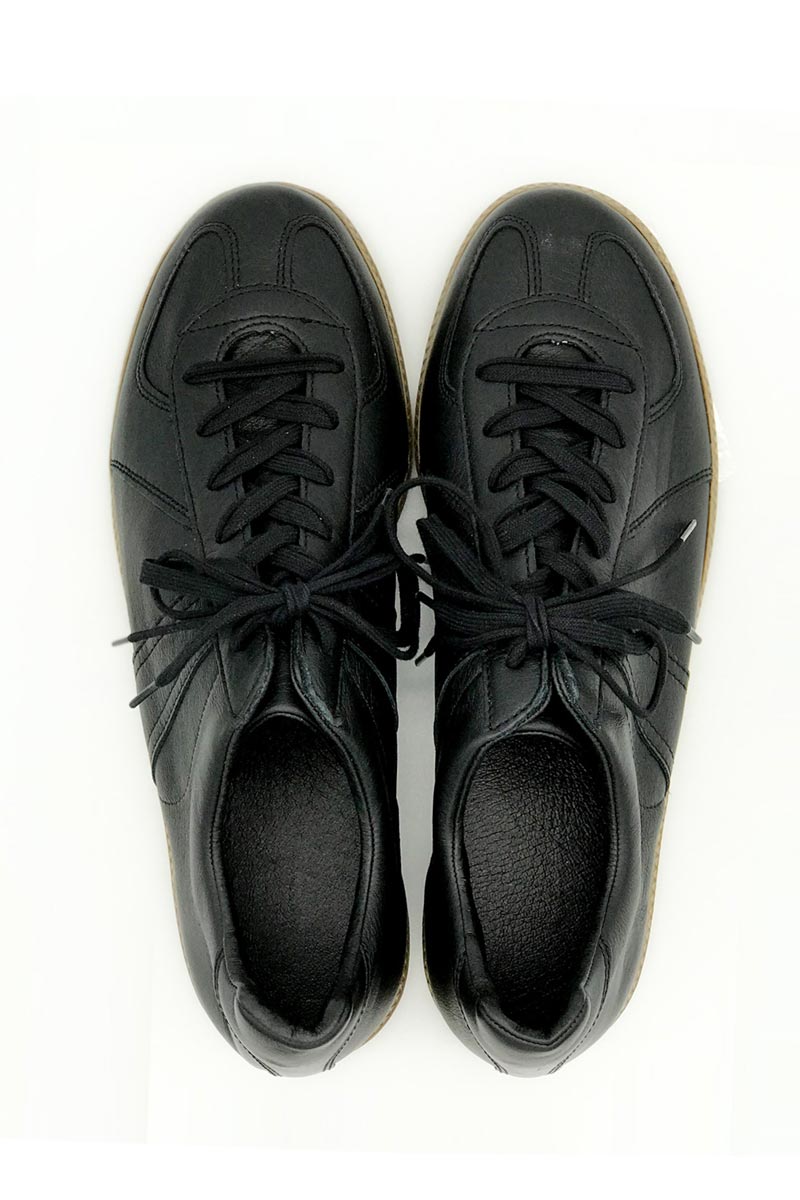 ALL LEATHER GERMAN TRAINER / BLACK