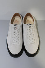 画像をギャラリービューアに読み込む, VM002 SUEDE LO / WHITE/BLACK
