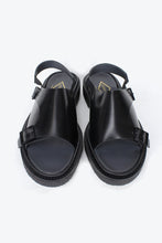 Load image into Gallery viewer, TYPE 140 SANDAL NATURAL RUBBER SOLE / BLACK