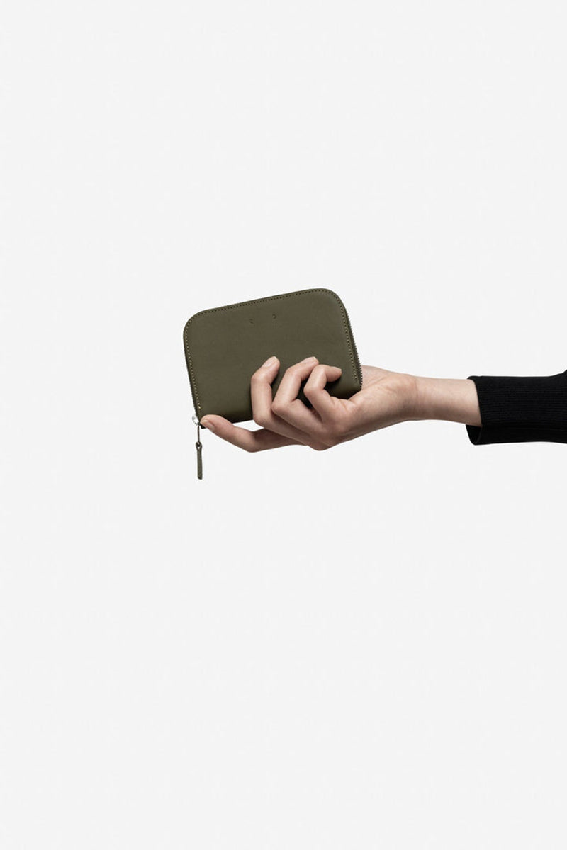 CM3.1 LEATHER WALLET / DARK OLIVE