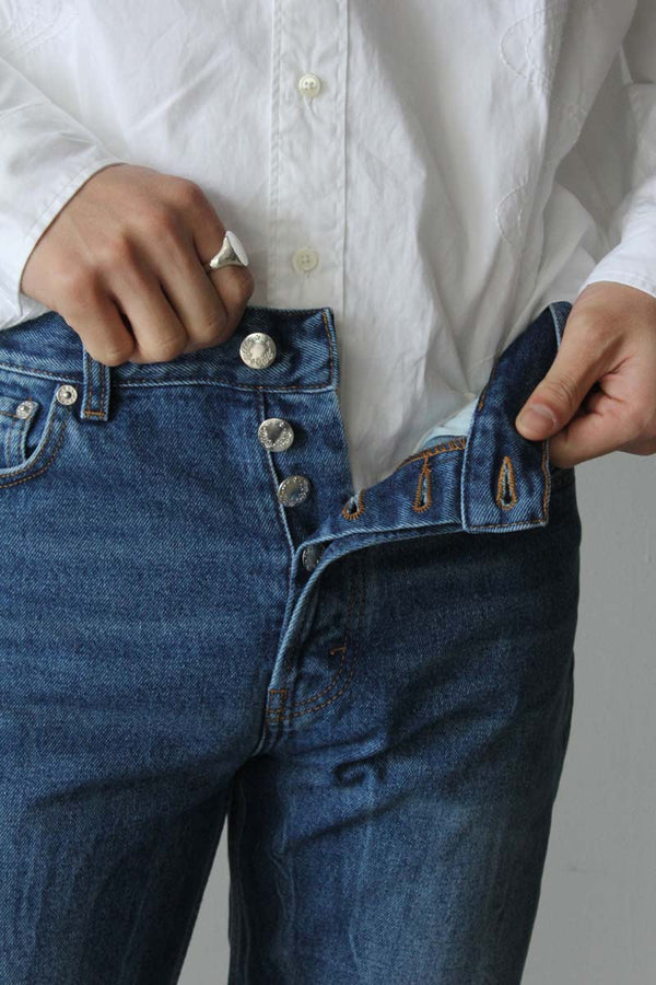 STRAIGHT CUT JEANS / BLUE CREASE [70%OFF]