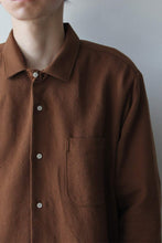 Load image into Gallery viewer, L/S OPEN COLLAR SHIRT GVLP / BROWN SOLID TRIPLE YARN [50%OFF]