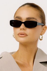 JACQUIE SUNGLASSES / BLACK