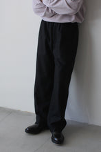 Load image into Gallery viewer, KNIT MELTON EASY PANTS / BLACK