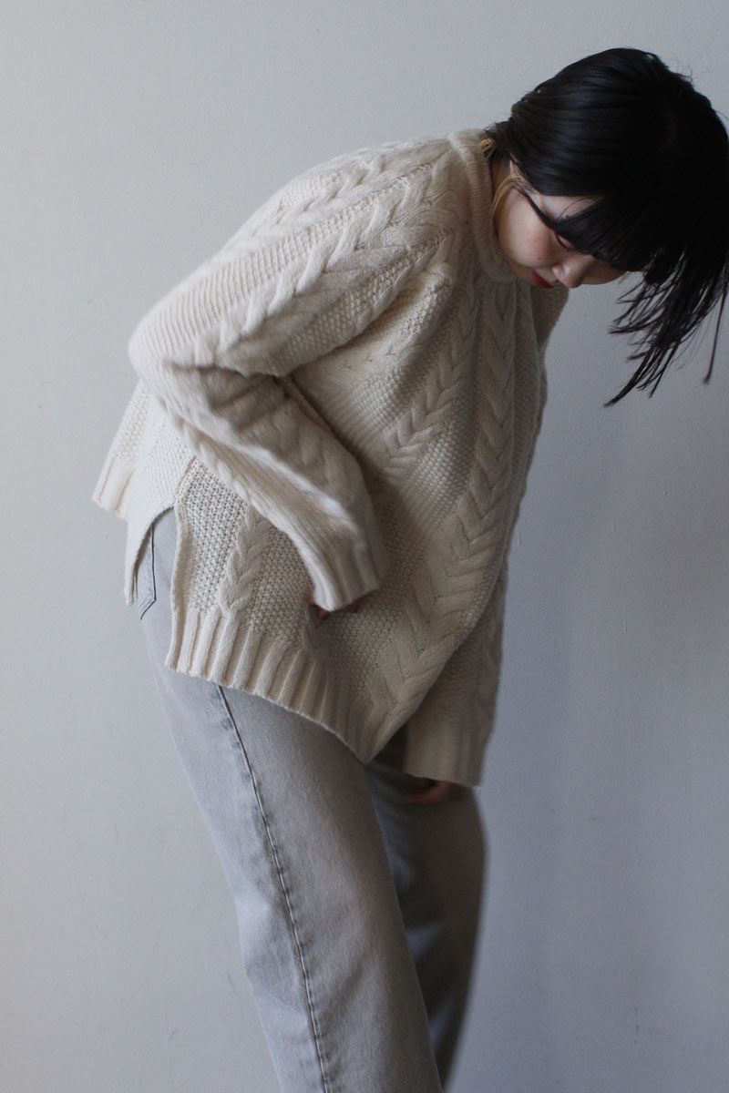 CABLE SWEATER / BONE WHITE WOOL [60%OFF]