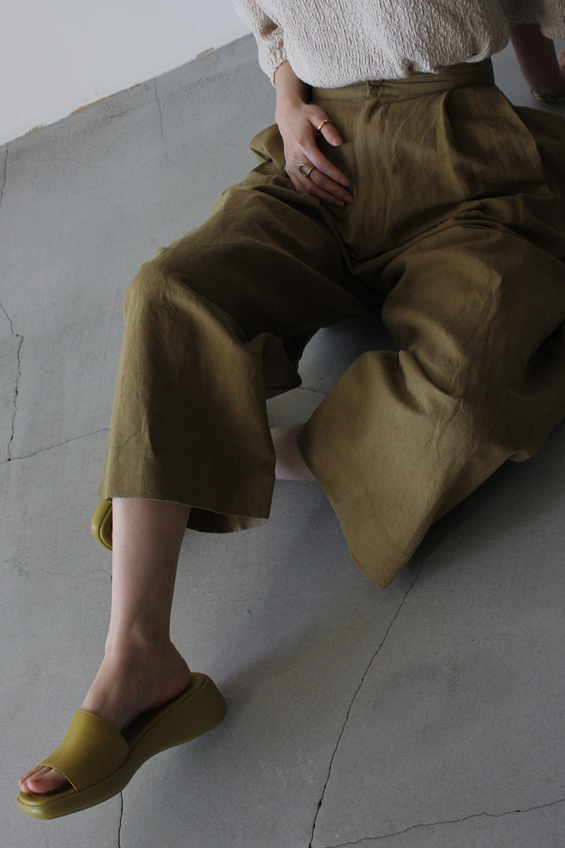 PLEATED TROUSER / LICHEN [80%OFF]