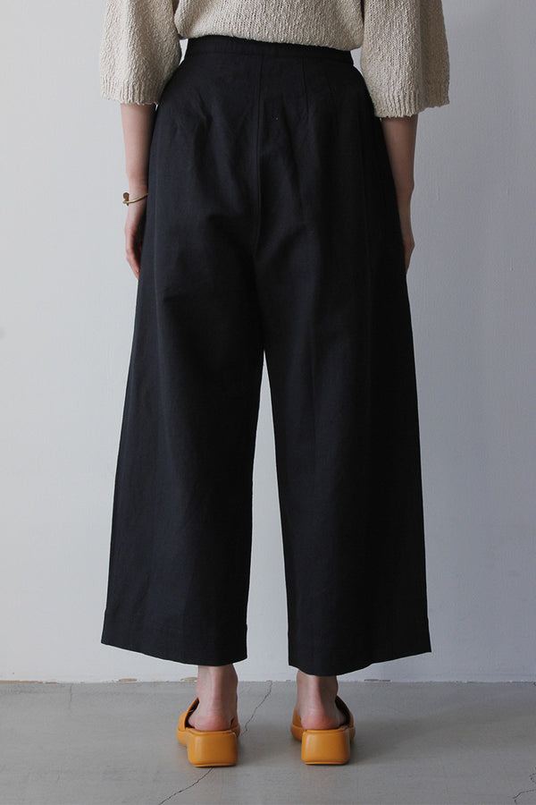 PLEATED TROUSER / BLACK [80%OFF]