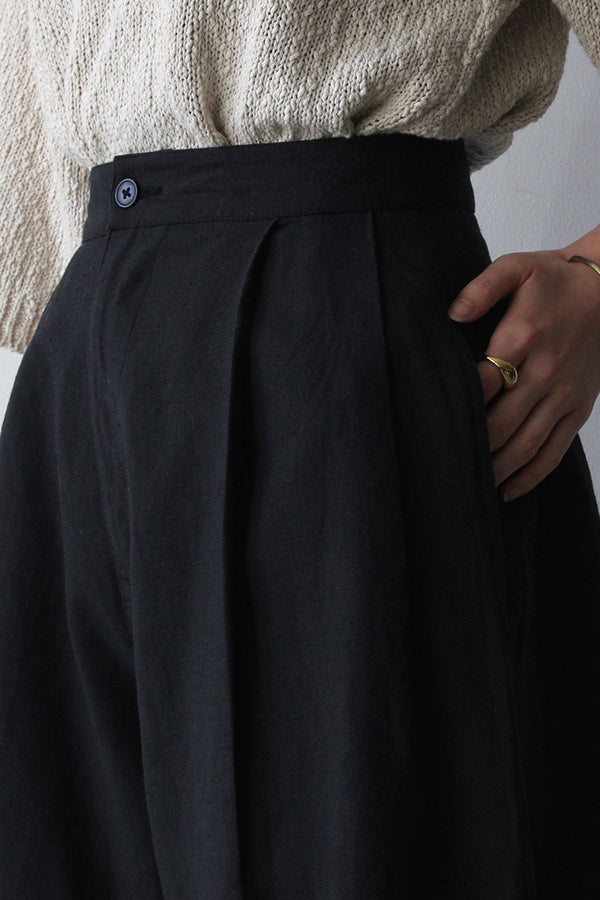 PLEATED TROUSER / BLACK [80%OFF]