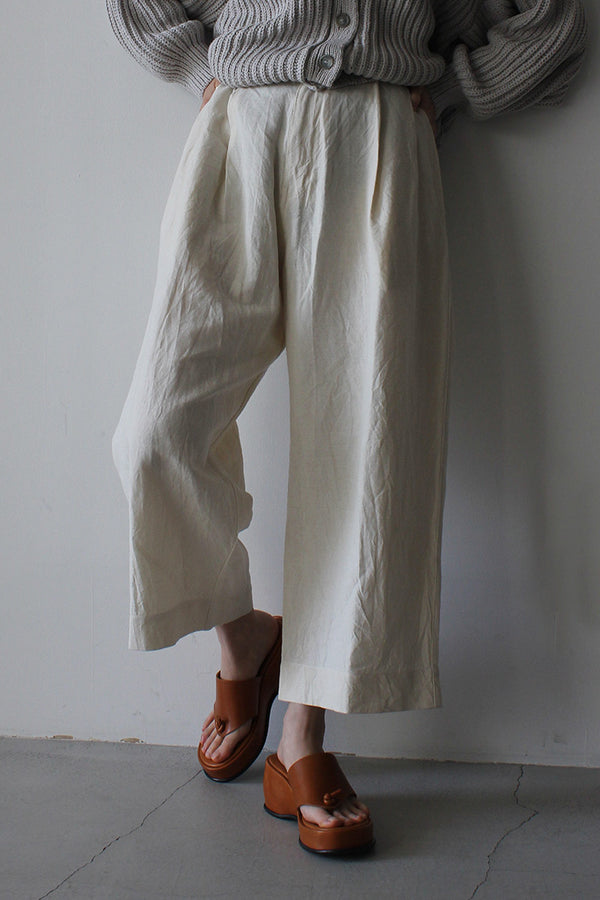 PLEATED TROUSER / CREAM [80%OFF]