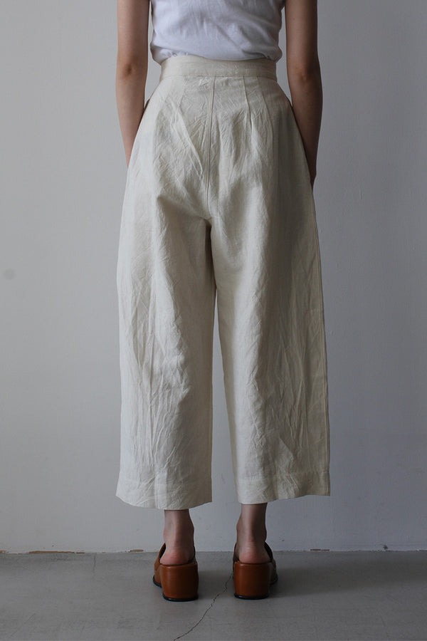 PLEATED TROUSER / CREAM [80%OFF]