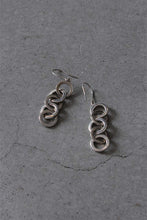 Load image into Gallery viewer, MADE IN CANADA 925 SILVER EARRINGS / SILVER